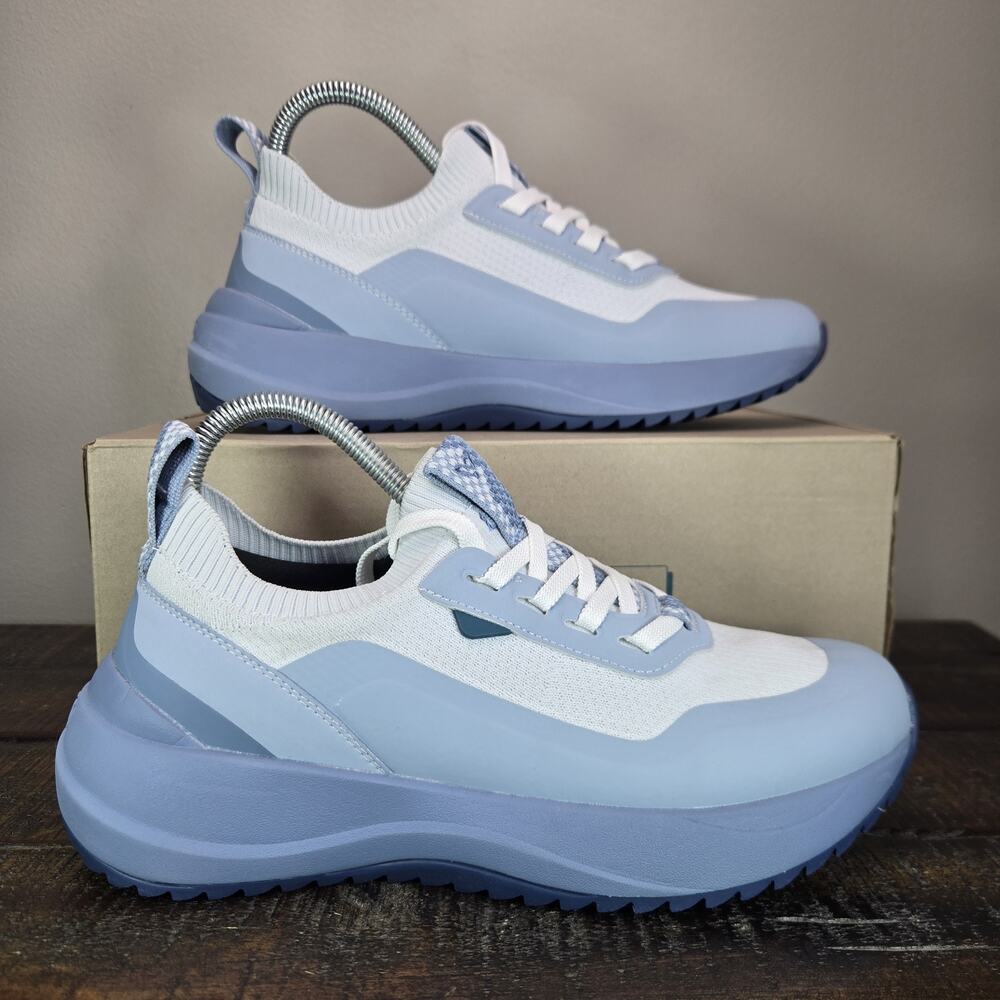 Vessi Stormburst Lowtop Womens Size 7 Waterproof Shoes Sneakers Hiking Tidal